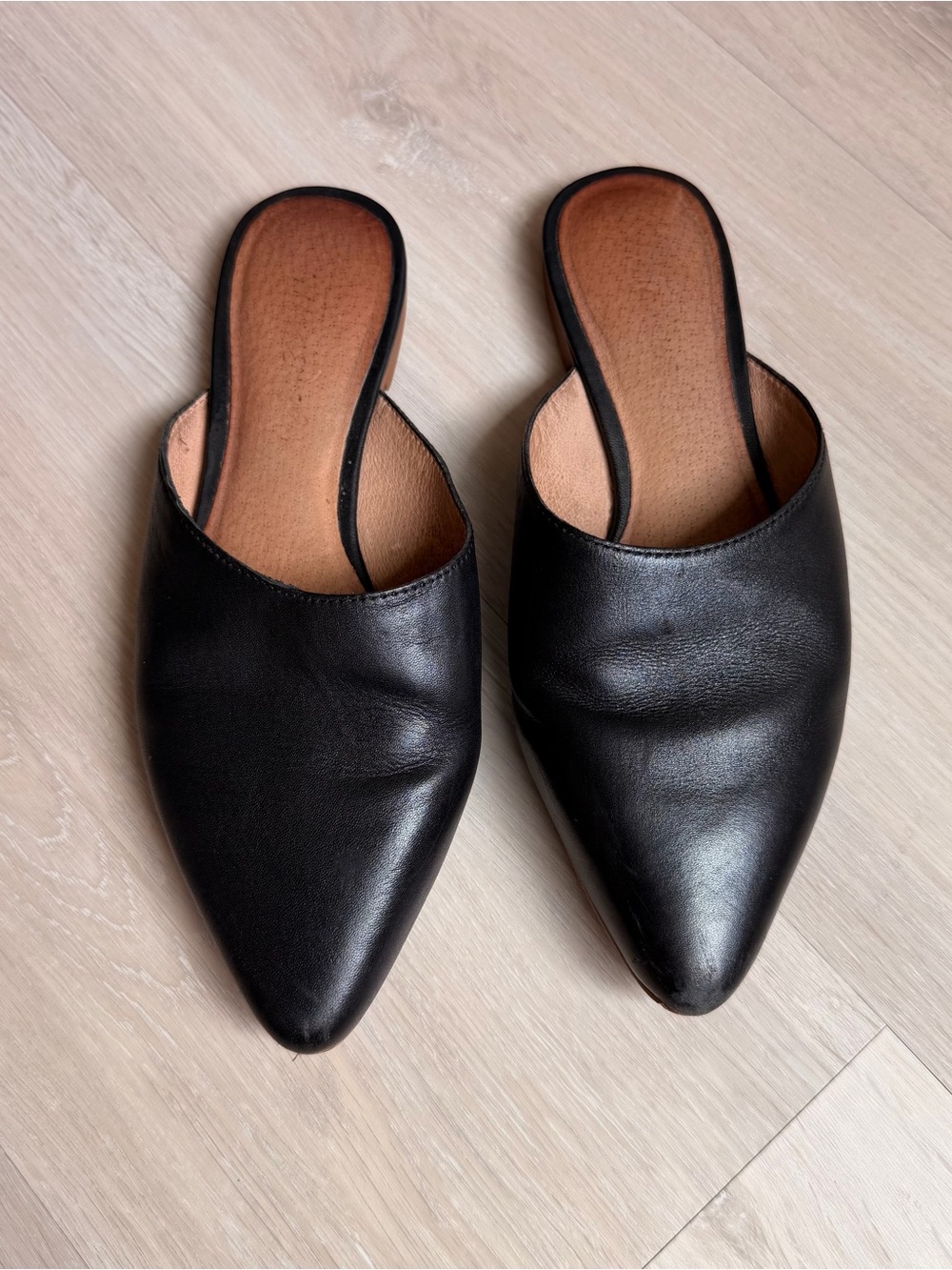 Madewell Black Leather Pointed Mule Slides - Women's Slip-On Flats